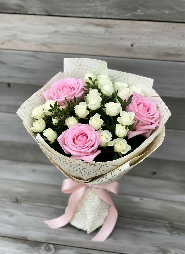 Букет цветов из: Розы в Дубранивке