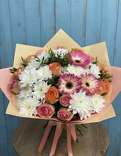 Букет цветов из:  Розы, Герберы и Хризантемы в Дубранивке
