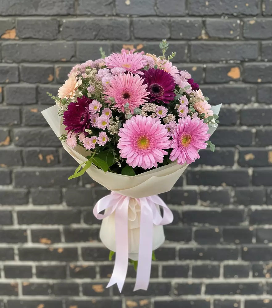 Букет цветов из: Герберы и Хризантемы в Дубранивке