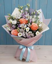 Букет цветов из:  Лизиантусы, Розы, Альстромерии и Гипсофила #REPLACE_PRED# Дубранивке