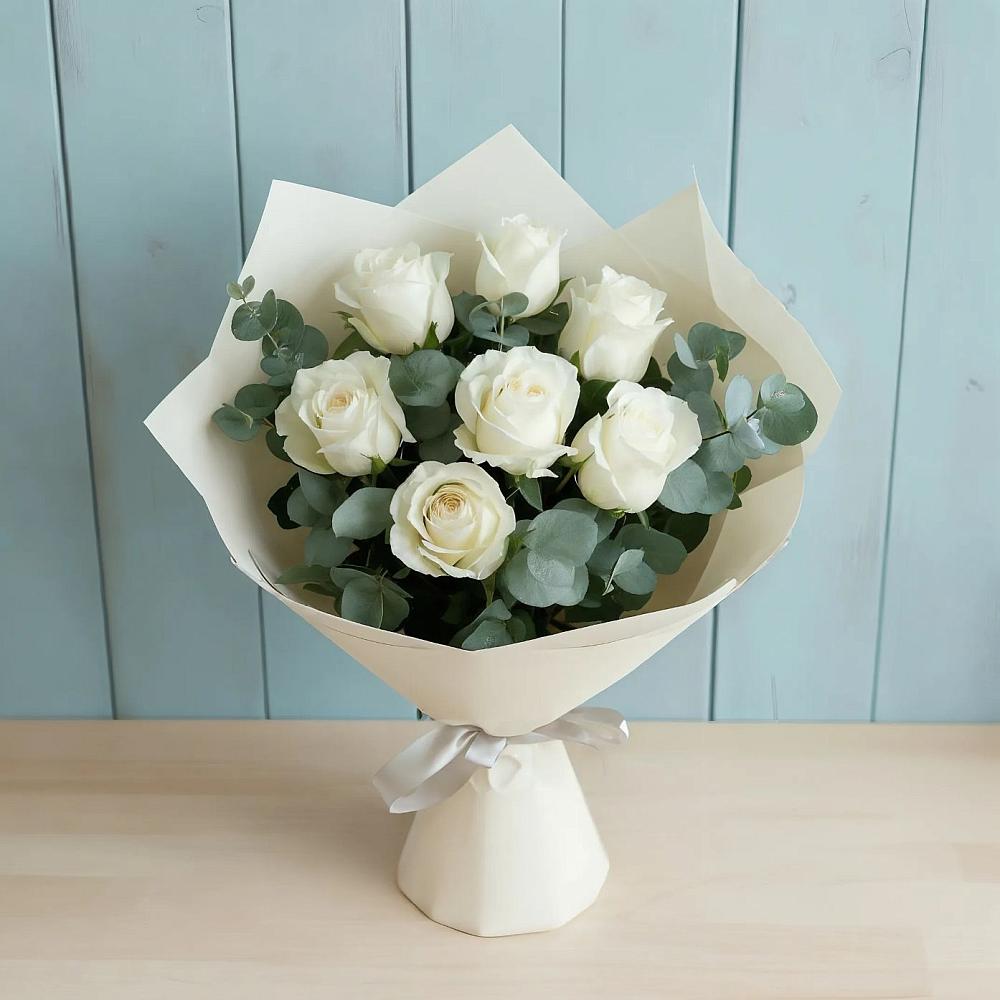 Букет Белые розы в Эвкалипте в Дубранивке