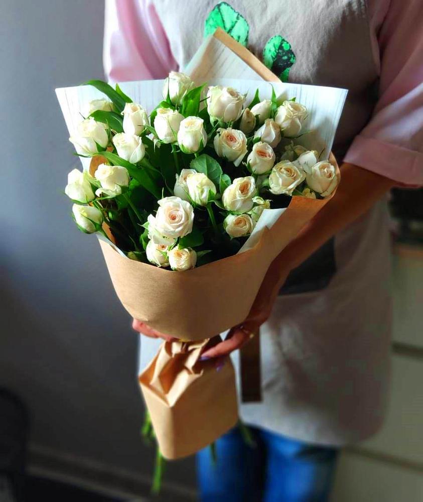 Букет цветов из: Розы в Дубранивке