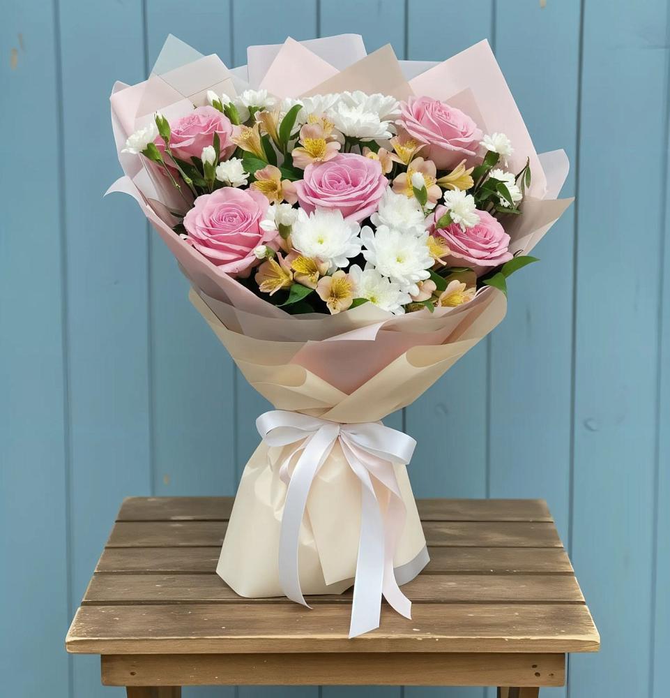 Букет цветов из: Гвоздики, Орхидеи и Розы в Дубранивке