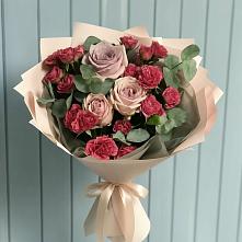 Букет цветов из:  Гвоздики и Розы в Дубранивке