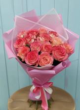 Букет 15 Розовых роз Равель в Дубранивке