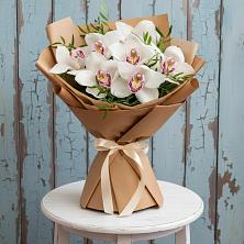 Букет цветов из:  Орхидеи и Розы в Дубранивке